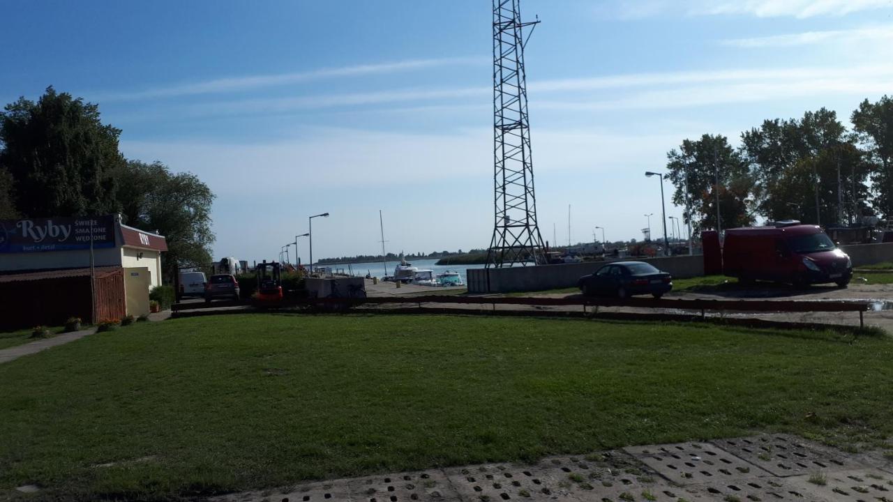 Apartament DeLux Marina Kąty Rybackie Extérieur photo